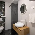 شقة Beautiful Apartment In Komarna With Wifi كومارنا