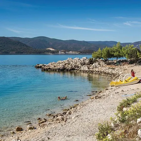 Lovely In With Wifi * コマルナ