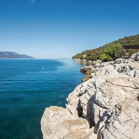 Apartment In With House Sea View *
