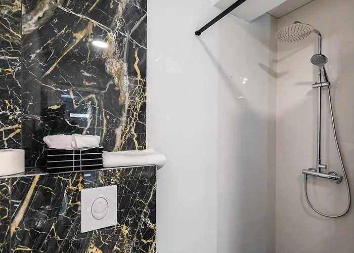 Lovely In With Wifi Komarna